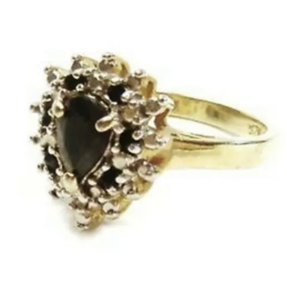 ⭕️Clearance⭕️Macys 18kt Gold ovr Silver Ring Stone